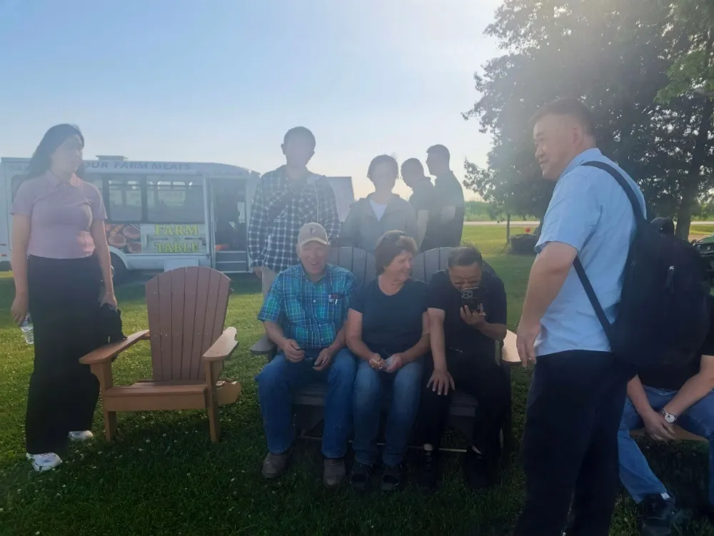 Деба Бротхерс: 16-годишњи специјалиста за комплетну опрему за узгој свиња